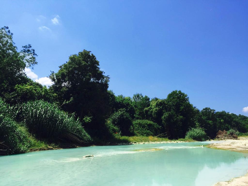 Bio Agriturismo Le Cascatelle Saturnia Kültér fotó